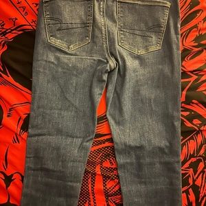 2 New American Eagle jeans 👖